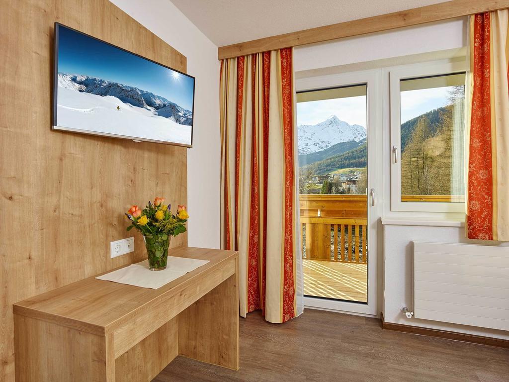 Appartement Gaestehaus Bergkristall Сьолден Стая снимка