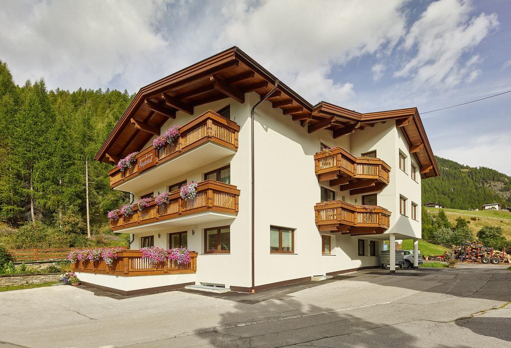 Appartement Gaestehaus Bergkristall Сьолден Екстериор снимка