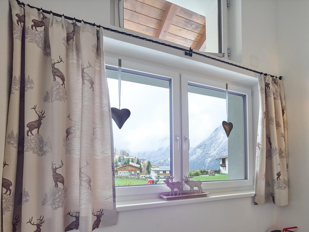 Appartement Gaestehaus Bergkristall Сьолден Екстериор снимка